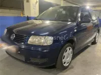 Usado VW Polo Trendline 75 CV (55 kW) 2001 Azul Berlina