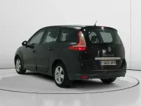 Usado Renault Scénic III Dynamique 130 CV (95 kW) 2009 Negro Monovolumen