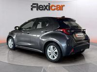 Usado Toyota Yaris Hybrid Business Edition 116 CV (85 kW) 2021 Negro Utilitario