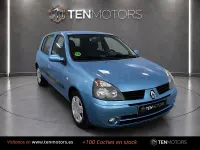 Usado Renault Clio II 65 CV (47 kW) 2006 Azul Berlina