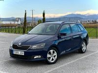 Usado Skoda Fabia Style 90 CV (66 kW) 2016 Azul Familiar