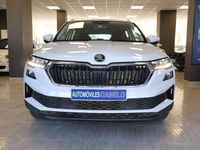 Usado Skoda Karoq Ambition 150 CV (110 kW) 2022 Blanco SUV