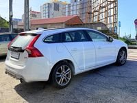 Usado Volvo V60 Kinetic 163 CV (119 kW) 2011 Blanco Familiar