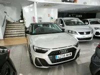 Usado Audi A1 Sportback S-Line 95 CV (69 kW) 2023 Gris Utilitario