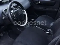 Begagnad Citroën C4 VTR Sport 92 HK (67 kW) 2005 Grå Sedan