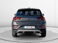 Usado VW T-Roc 111 CV (81 kW) 2023 Gris SUV