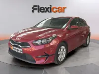 Usado Kia Ceed 136 CV (100 kW) 2023 Rojo Utilitario