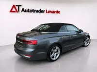 Usado Audi A5 Cabriolet S-Line 190 CV (139 kW) 2017 Gris / plata Descapotable