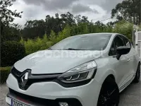 Usado Renault Clio IV Trophy 220 CV (161 kW) 2017 Blanco Berlina