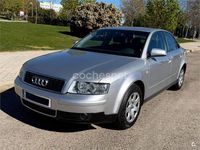 Usado Audi A4 130 CV (95 kW) 2003 Gris / plata Berlina