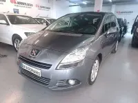 Usado Peugeot 5008 Allure 150 CV (110 kW) 2012 Gris Monovolumen