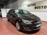 Usado Opel Astra Sportive 110 CV (80 kW) 2013 Negro Berlina