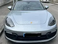 Usado Porsche Panamera GTS 460 CV (338 kW) 2019 Gris / plata Berlina