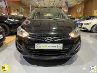 Usado Hyundai i20 Classic 75 CV (55 kW) 2013 Negro Berlina