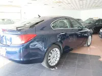 Usado Opel Insignia Cosmo 130 CV (95 kW) 2011 Azul Berlina