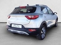 Usado Kia Stonic 100 CV (73 kW) 2025 Gris SUV