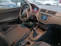 Usado Seat Ibiza Reference 95 CV (69 kW) 2019 Azul Berlina