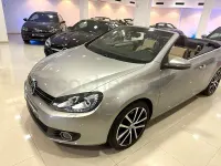 Usado VW Golf Cabriolet 140 CV (102 kW) 2012 Gris / plata Descapotable