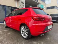 Usado Seat Leon FR 150 CV (110 kW) 2017 Rojo Berlina