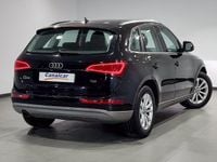 Begagnad Audi Q5 Attraction 150 HK (110 kW) 2014 Svart SUV