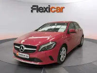 Usado Mercedes A200 136 CV (100 kW) 2017 Rojo Utilitario
