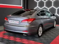 Usado Hyundai i40 Style 136 CV (100 kW) 2012 Gris / plata Berlina