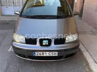 Usado Seat Alhambra 130 CV (95 kW) 2004 Gris / plata Monovolumen