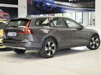 Usado Volvo V60 CC Core 197 CV (144 kW) 2024 Marrón Familiar