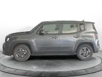 Usado Jeep Renegade Longitude 130 CV (95 kW) 2023 Gris / plata SUV