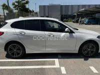 Usado BMW 116 Sport Line 116 CV (85 kW) 2021 Blanco Utilitario