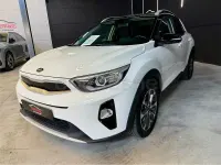 Usado Kia Stonic 120 CV (88 kW) 2018 Blanco SUV
