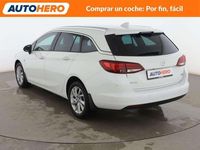 Usado Opel Astra Excellence 136 CV (100 kW) 2017 Blanco Familiar