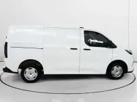 Usado Ford Transit Custom Trend 136 CV (100 kW) 2024 Blanco Berlina