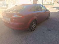Usado Ford Mondeo Ghia 140 CV (102 kW) 2009 Rojo Berlina