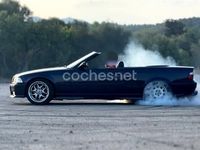 Usado BMW 328 Cabriolet 193 CV (141 kW) 1994 Violeta / lila Descapotable