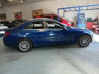 Usado Mercedes C200 136 CV (100 kW) 2016 Azul Berlina