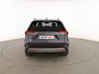 Usado Toyota RAV4 Hybrid Style 220 CV (161 kW) 2025 Gris SUV