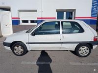 Usado Citroën Saxo 60 CV (44 kW) 2001 Blanco Utilitario