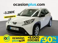 Usado Toyota Aygo X Play 72 CV (52 kW) 2024 Blanco SUV