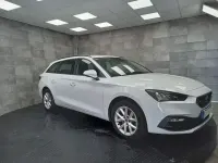 Usado Seat Leon Reference 116 CV (85 kW) 2021 Blanco Berlina