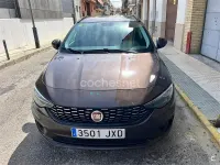 Usado Fiat Tipo Lounge 120 CV (88 kW) 2017 Marrón Familiar