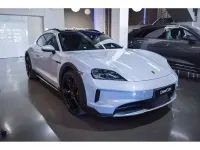 Usado Porsche Taycan Cross Turismo 439 kW (598 CV) 2025 Gris Familiar