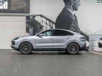 Usado Porsche Cayenne 470 CV (345 kW) 2025 Plateado SUV