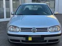Usado VW Golf IV Advance 110 CV (80 kW) 2002 Gris / plata Berlina