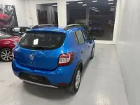 Usado Dacia Sandero Stepway 90 CV (66 kW) 2014 Azul Berlina