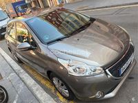 Usado Peugeot 208 Active 82 CV (60 kW) 2014 Beige Utilitario