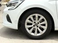 Usado Renault Clio V Zen 100 CV (73 kW) 2022 Blanco Berlina