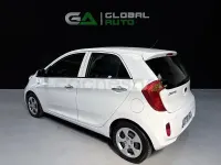 Usado Kia Picanto Urban 69 CV (50 kW) 2014 Blanco Utilitario