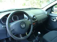 Usado Dacia Duster Lauréate 105 CV (77 kW) 2011 Blanco SUV