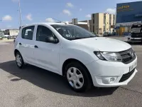 Usado Dacia Sandero Ambiance 75 CV (55 kW) 2014 Blanco Utilitario